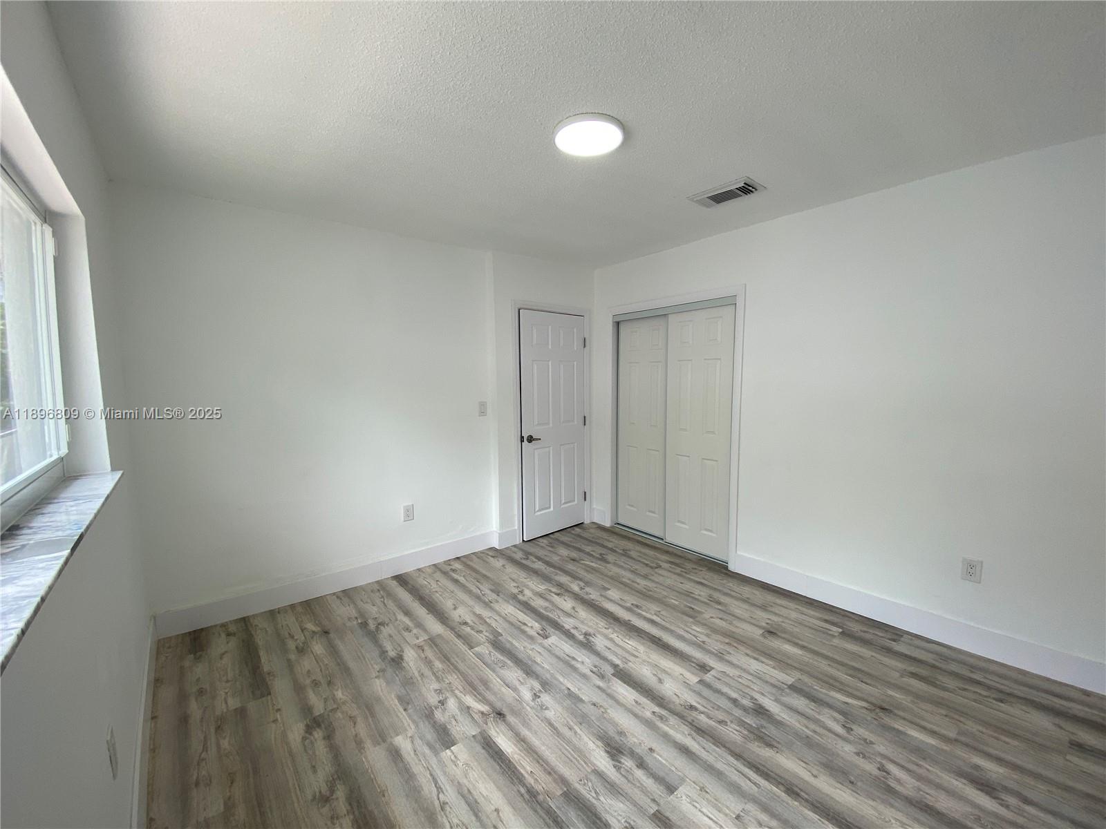 BUENA VISTA HEIGHTS ADDN - Residential Lease