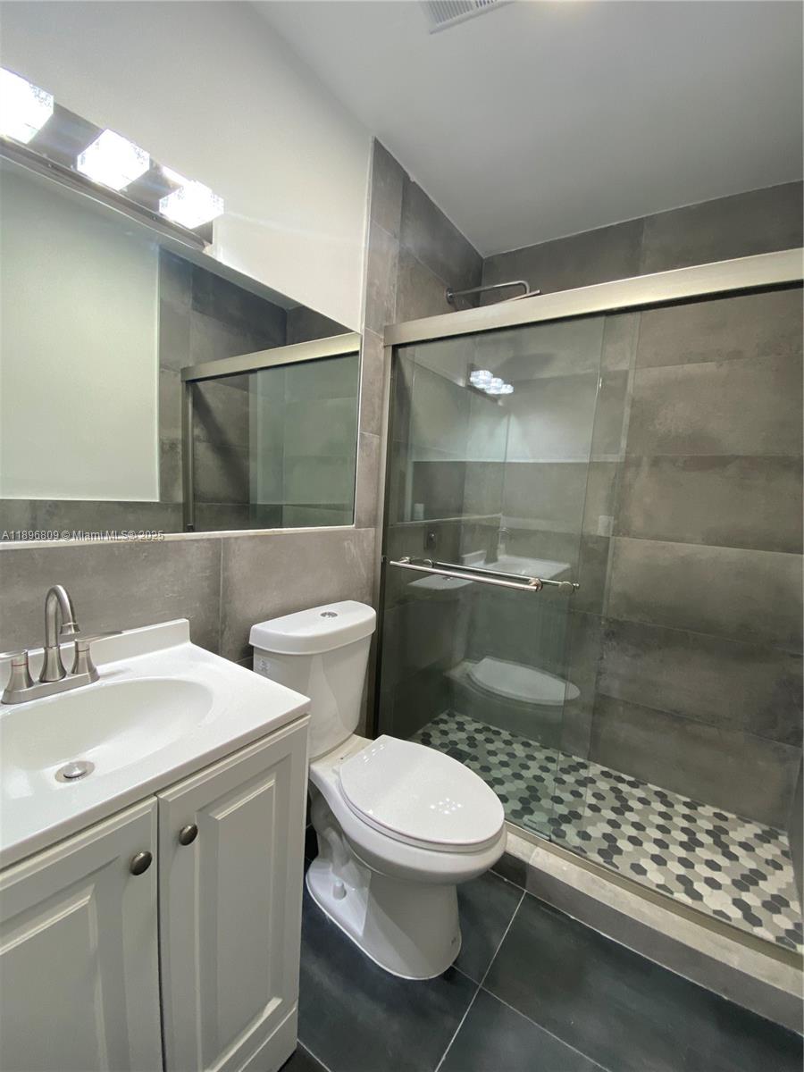 BUENA VISTA HEIGHTS ADDN - Residential Lease