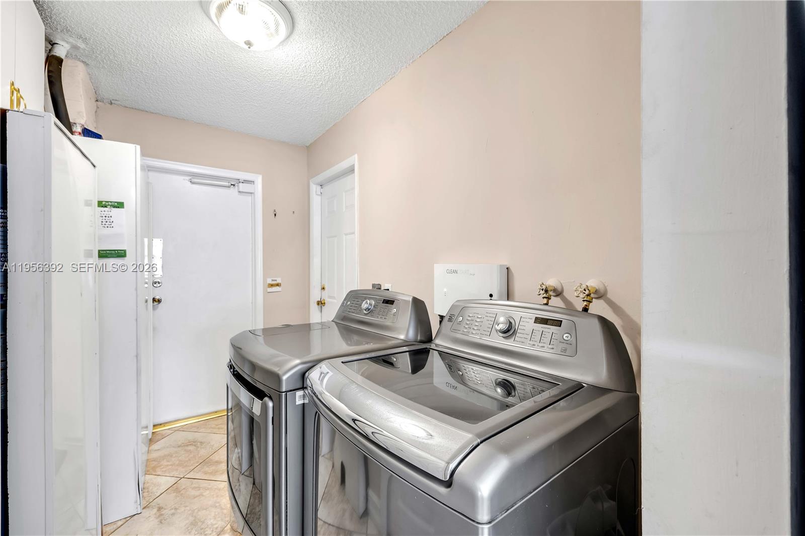 WESTVIEW SEC 3 PART 1 AME - Residential