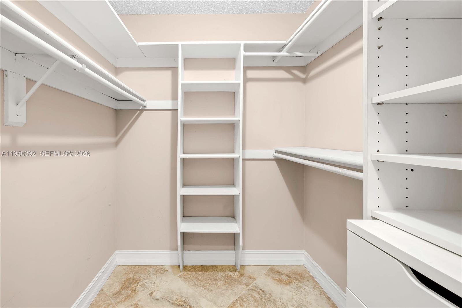 WESTVIEW SEC 3 PART 1 AME - Residential