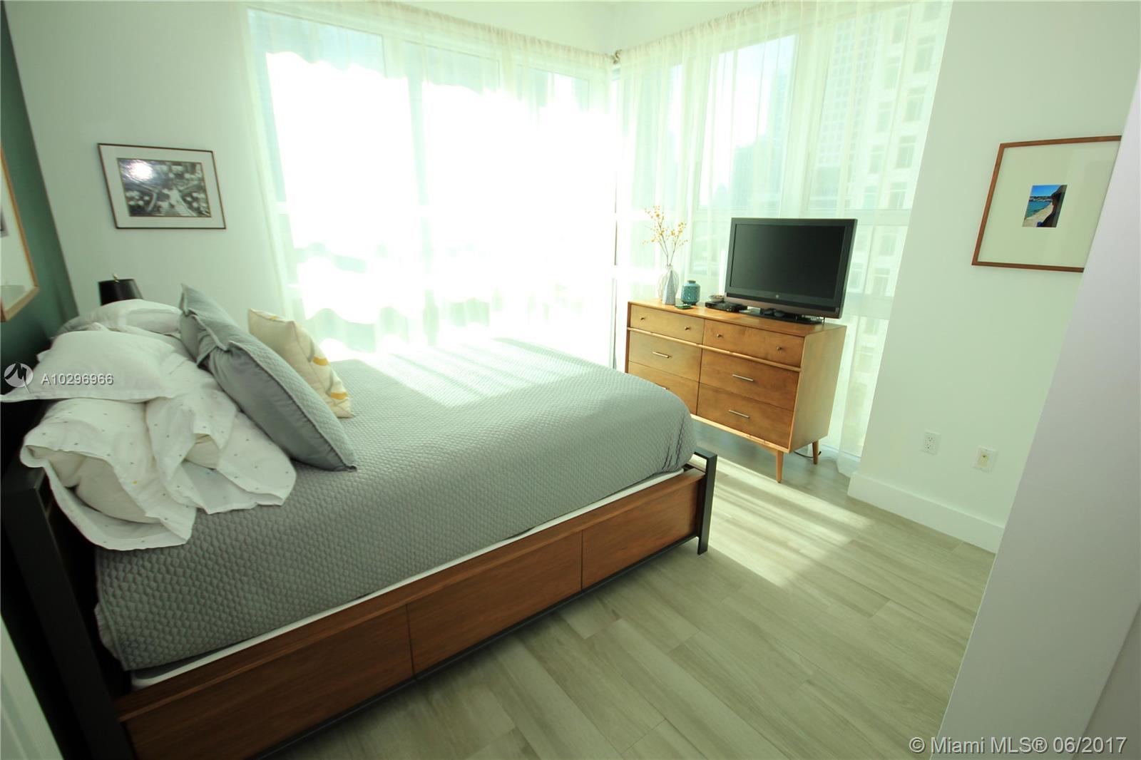 THE PLAZA 851 BRICKELL - Residential Lease