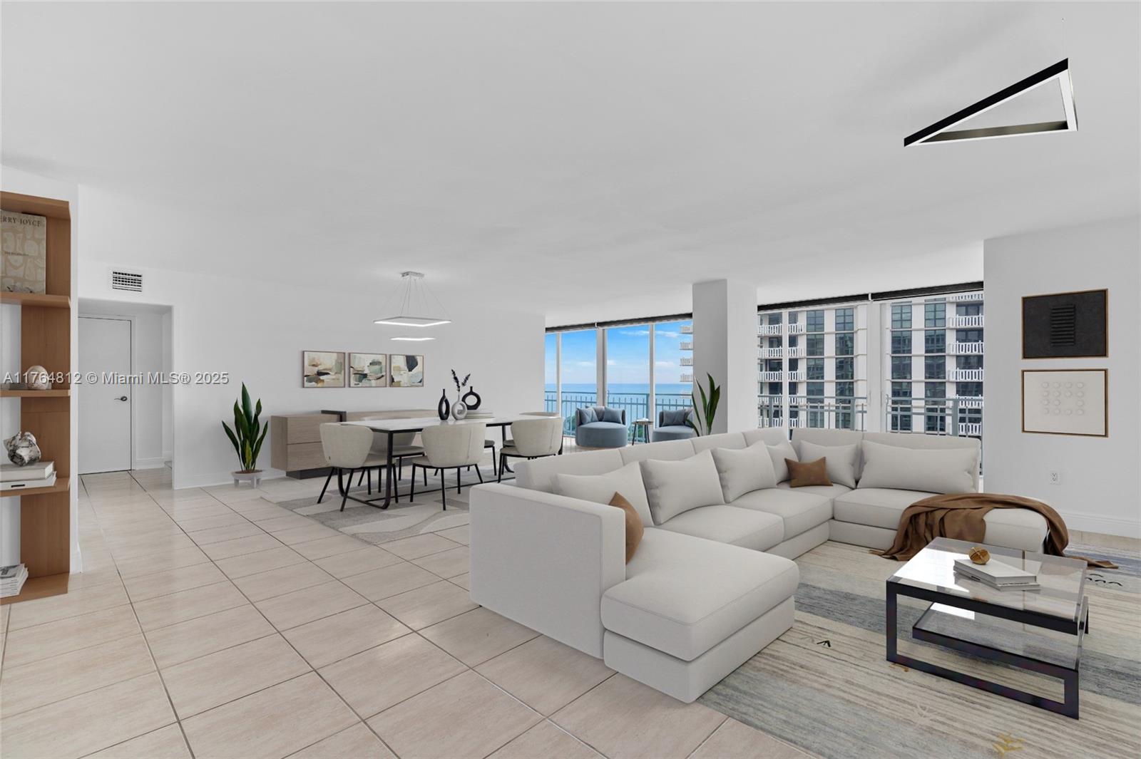 600 Grapetree Dr 8CS