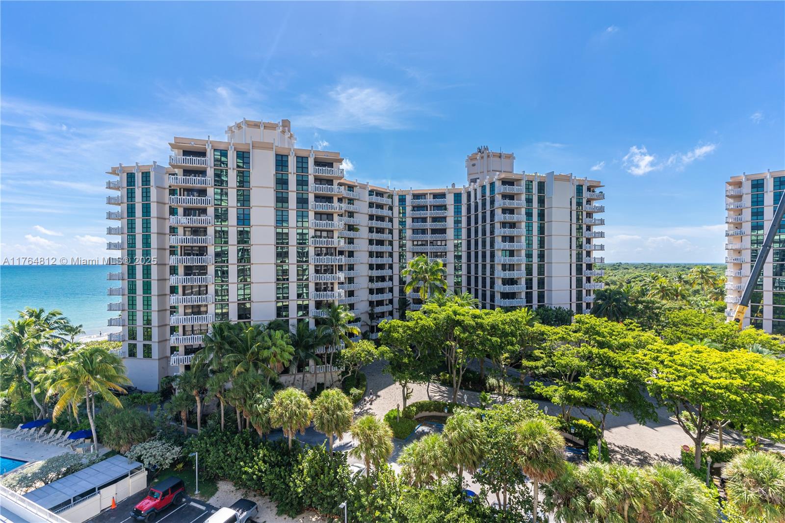 600 Grapetree Dr 8CS