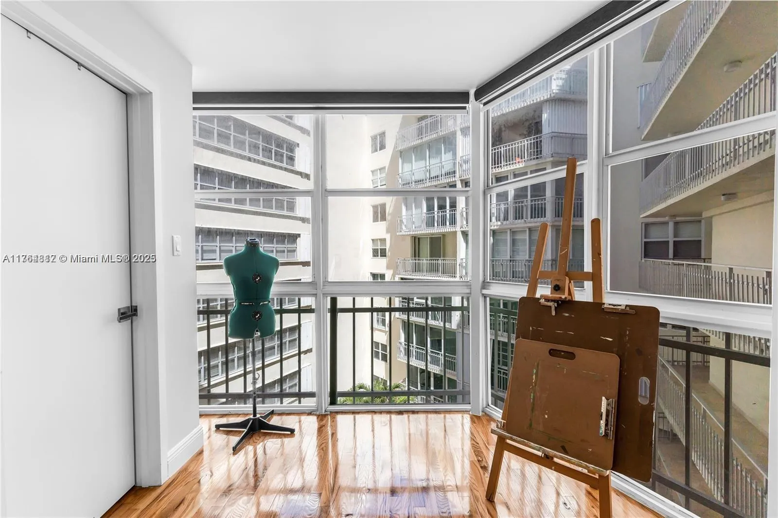 Key Biscayne, Florida 33149, United States, 3 Bedrooms Bedrooms, ,3 BathroomsBathrooms,Residential,Active,89040