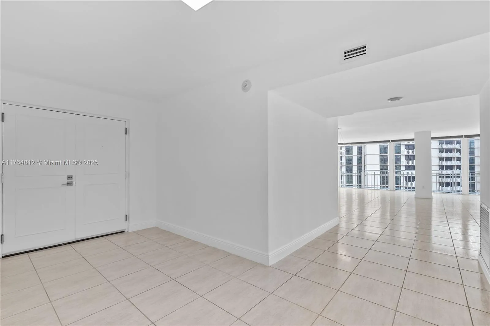 Key Biscayne, Florida 33149, United States, 3 Bedrooms Bedrooms, ,3 BathroomsBathrooms,Residential,Active,89040