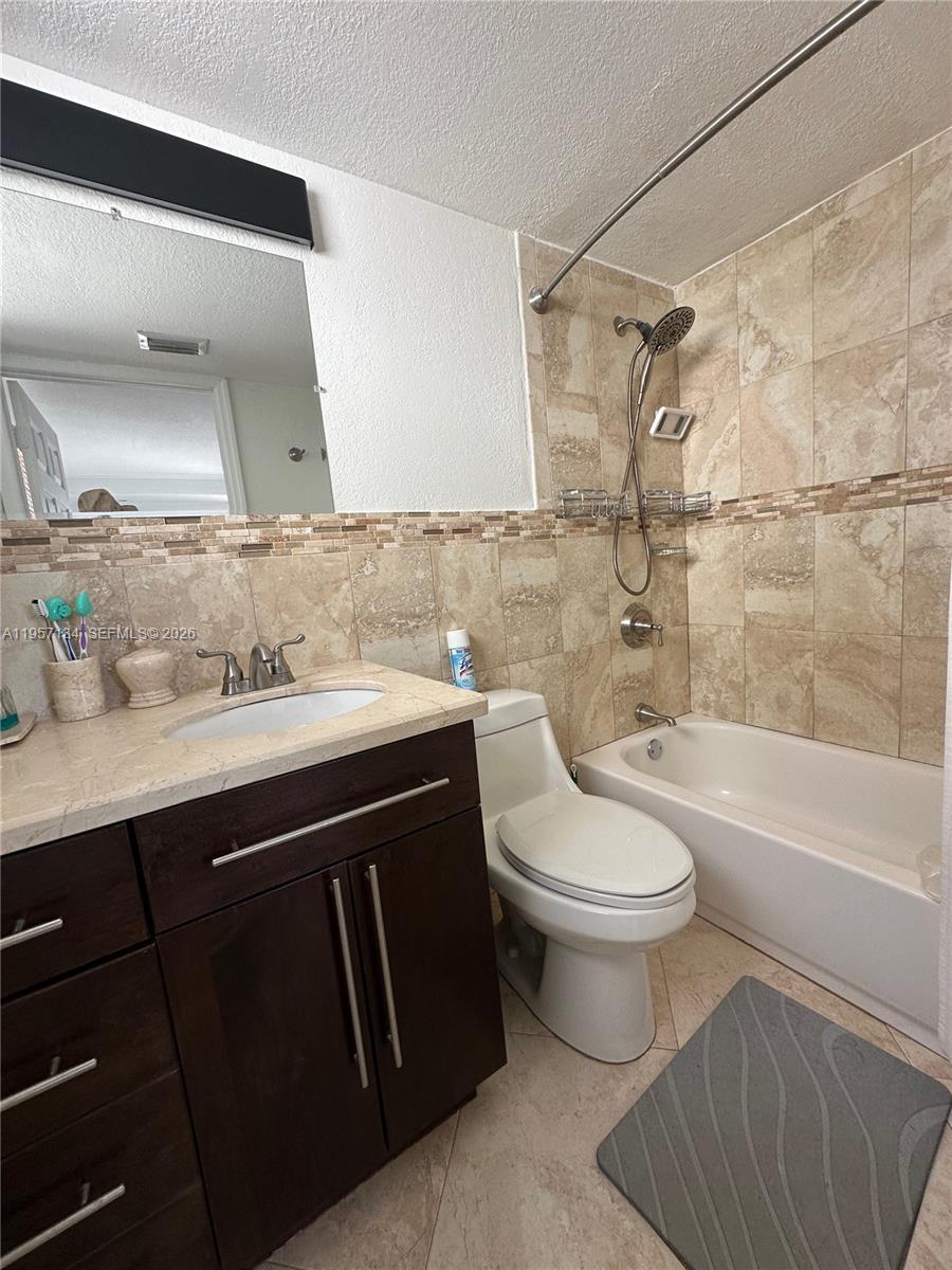 COLLINS PLAZA CONDO - Residential