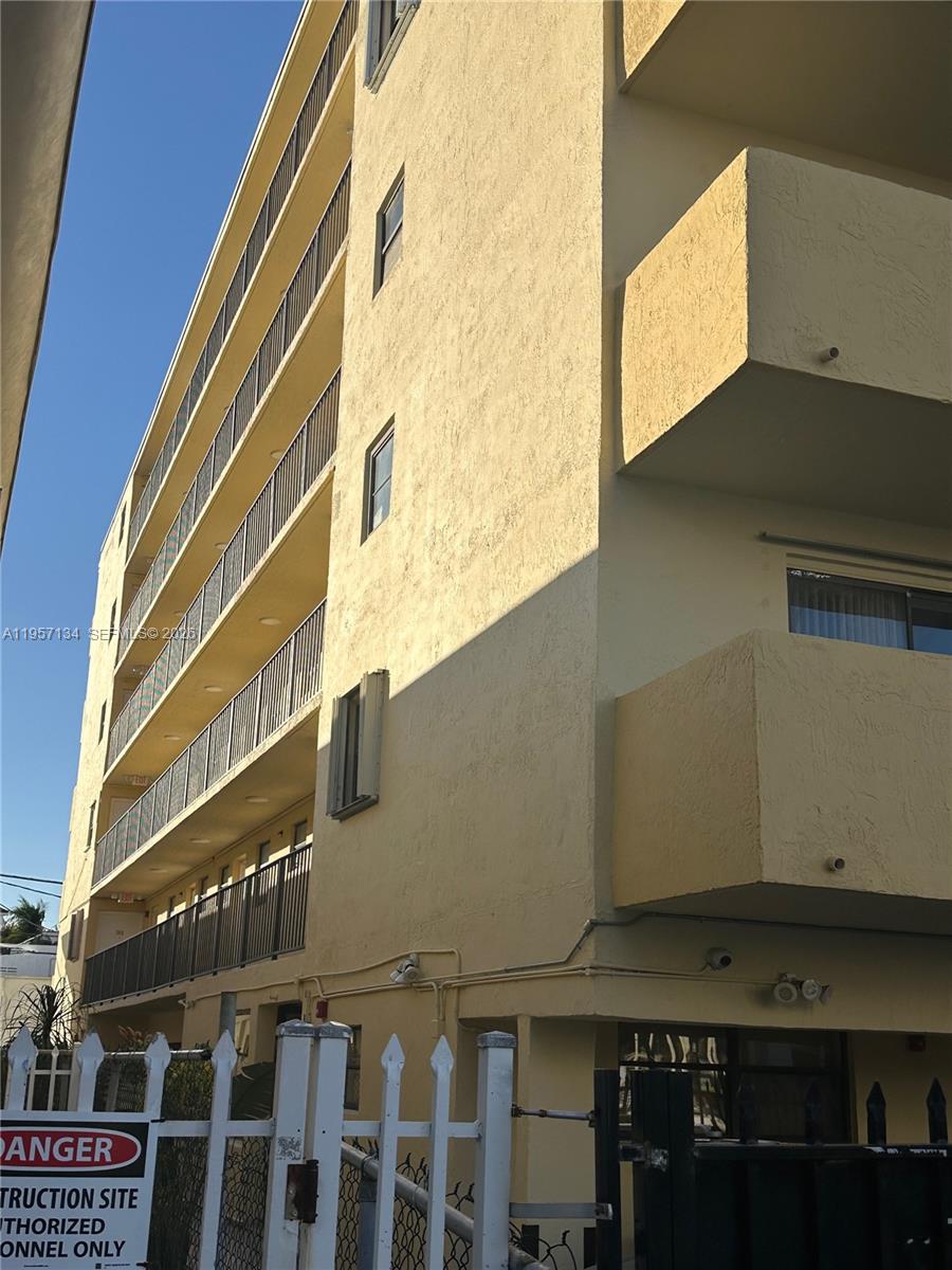 COLLINS PLAZA CONDO - Residential