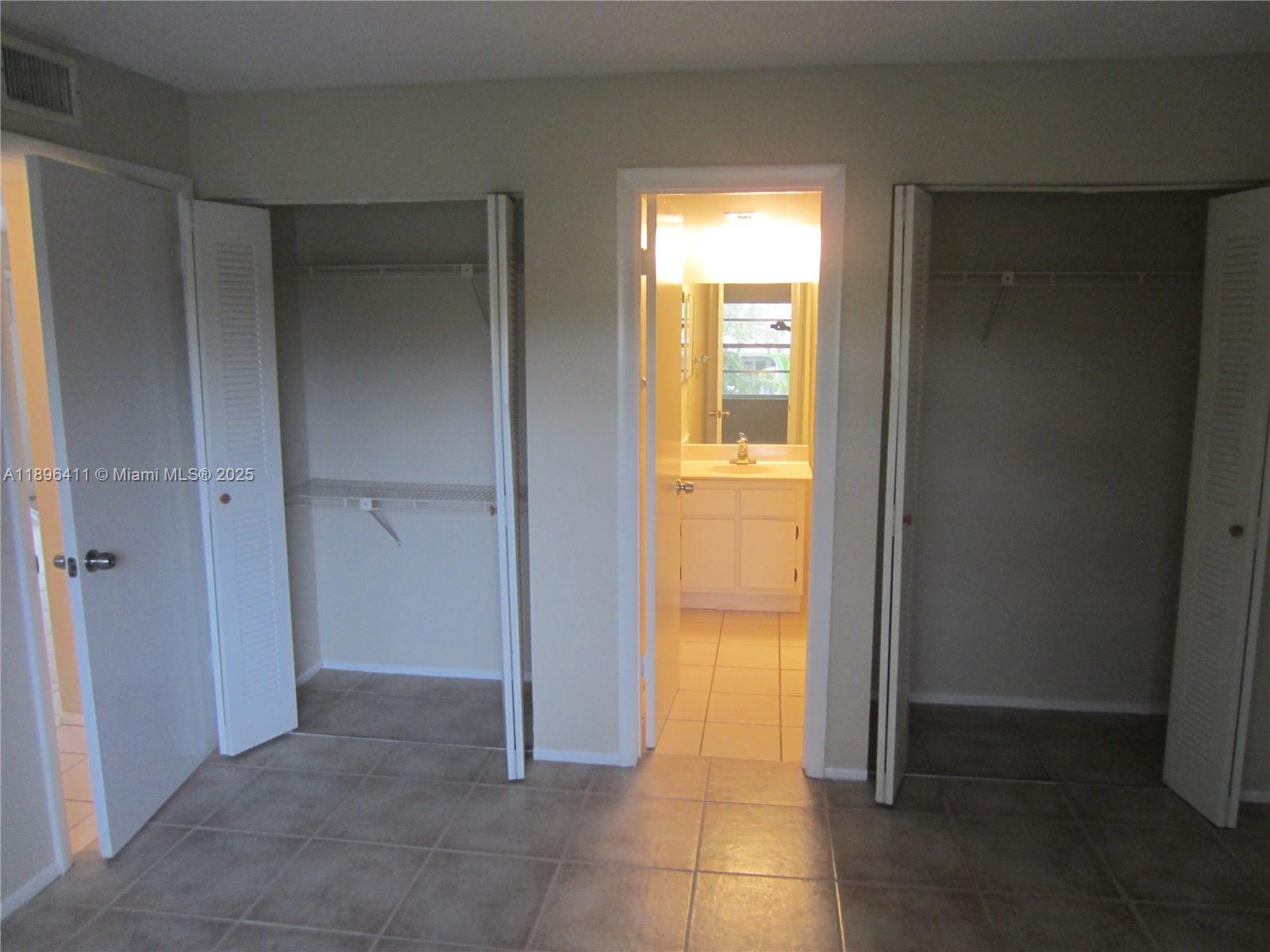ORANGE TREE OF CORAL SPRI - Residential Lease