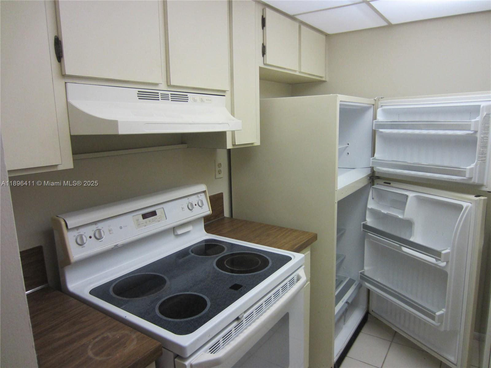 ORANGE TREE OF CORAL SPRI - Residential Lease