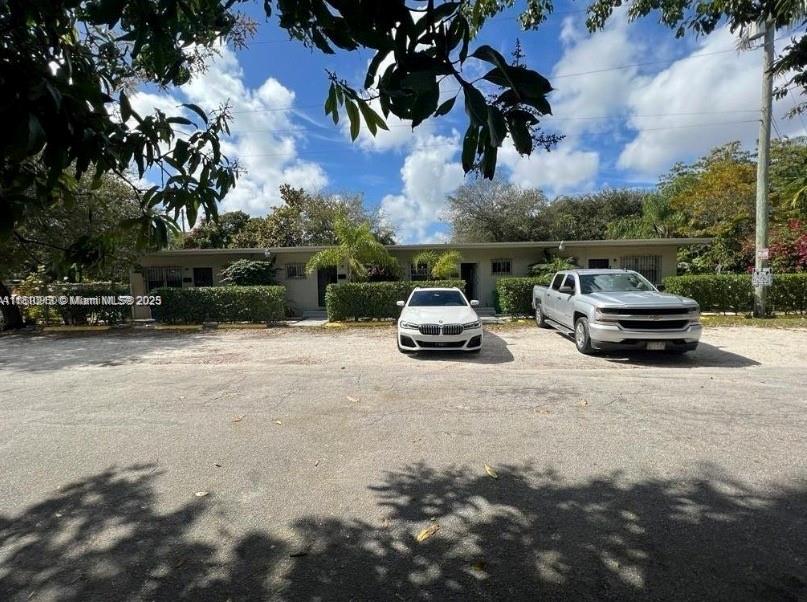 Rental Property at 5600 Ne 1st Ave 1, Miami, Broward County, Florida - Bedrooms: 1 
Bathrooms: 1  - $1,800 MO.