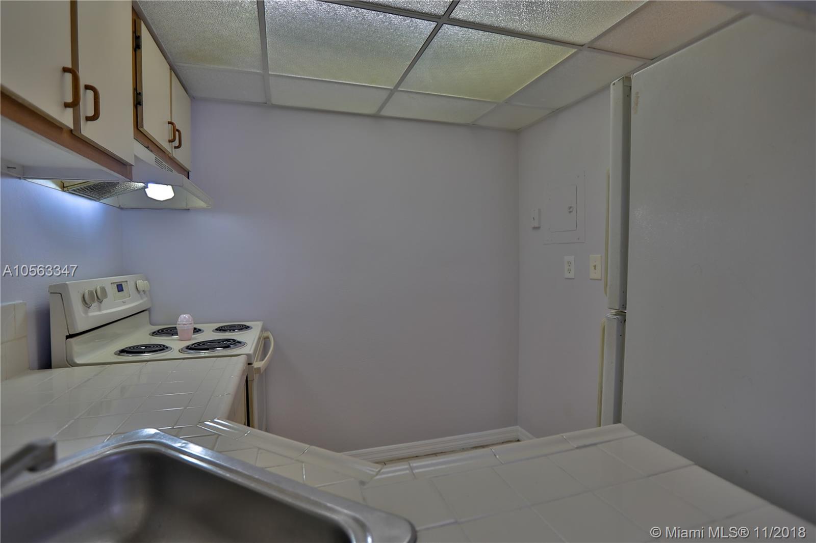 YOLANDA VILLAS CONDO - Residential Lease