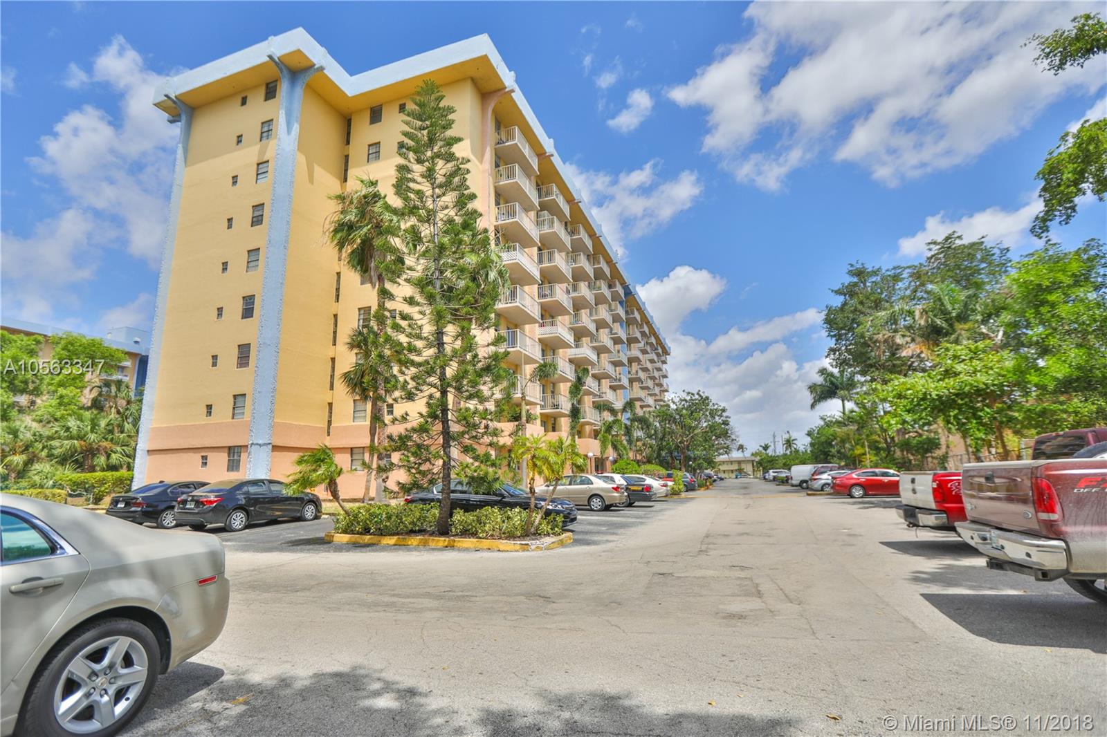 YOLANDA VILLAS CONDO - Residential Lease