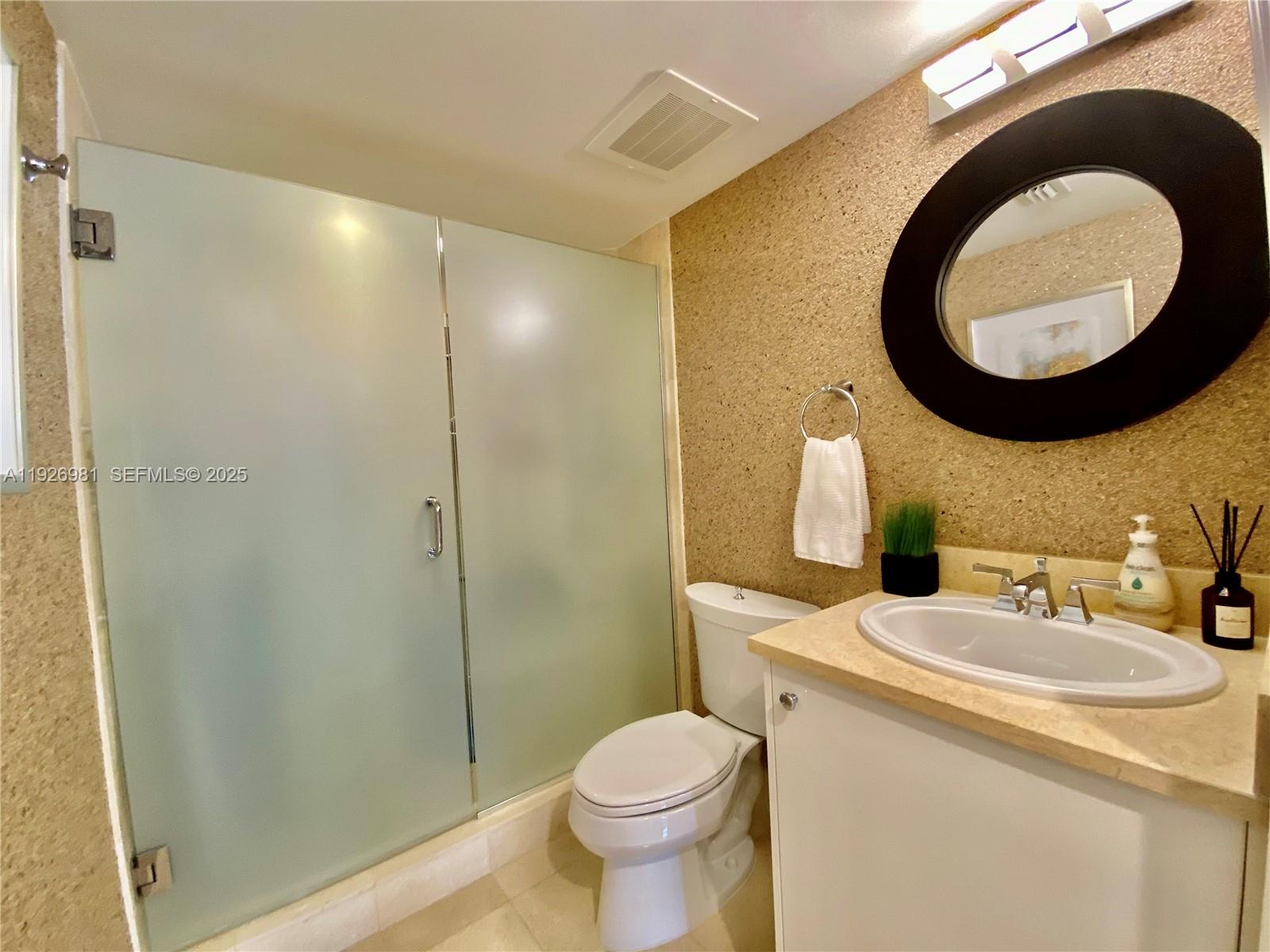 TURNBERRY VILLAGE SO TOWE - Residential Lease