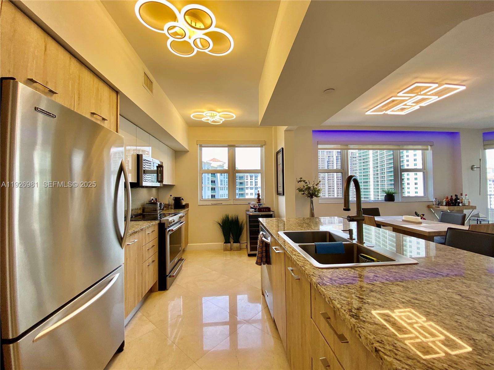 TURNBERRY VILLAGE SO TOWE - Residential Lease