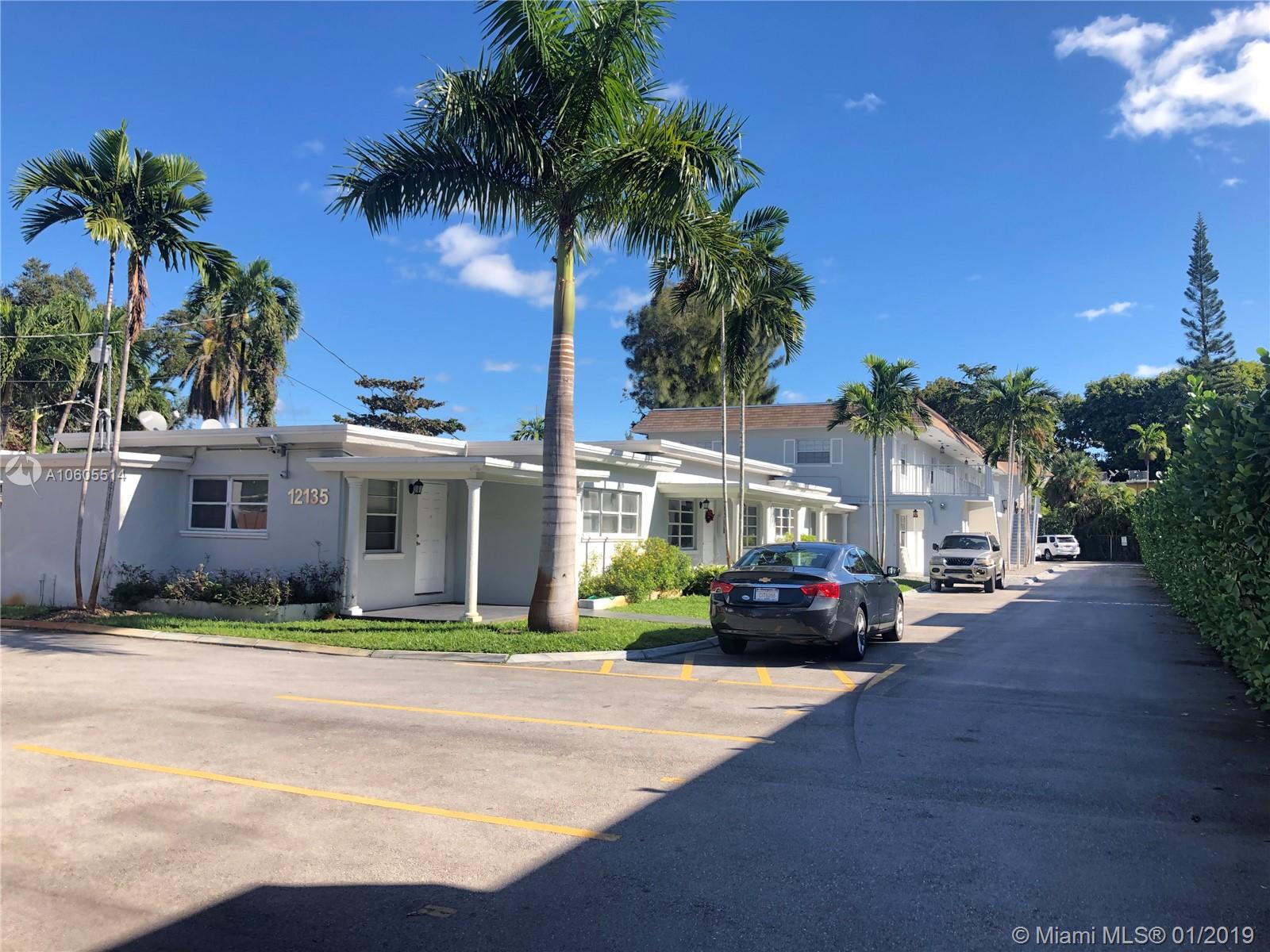 PALMA ROYAL - Residential Lease