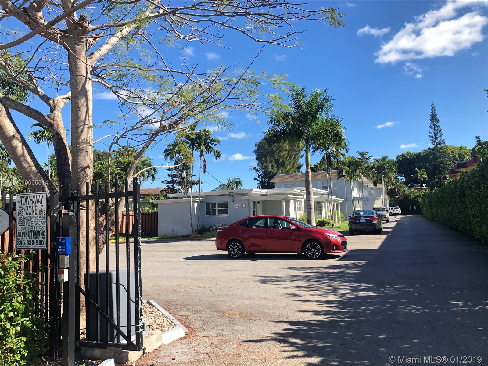 PALMA ROYAL - Residential Lease