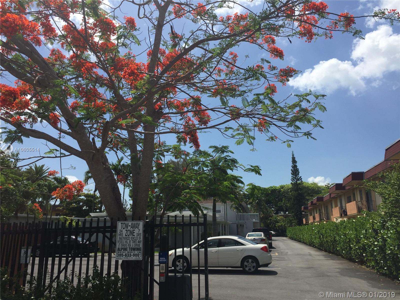 PALMA ROYAL - Residential Lease