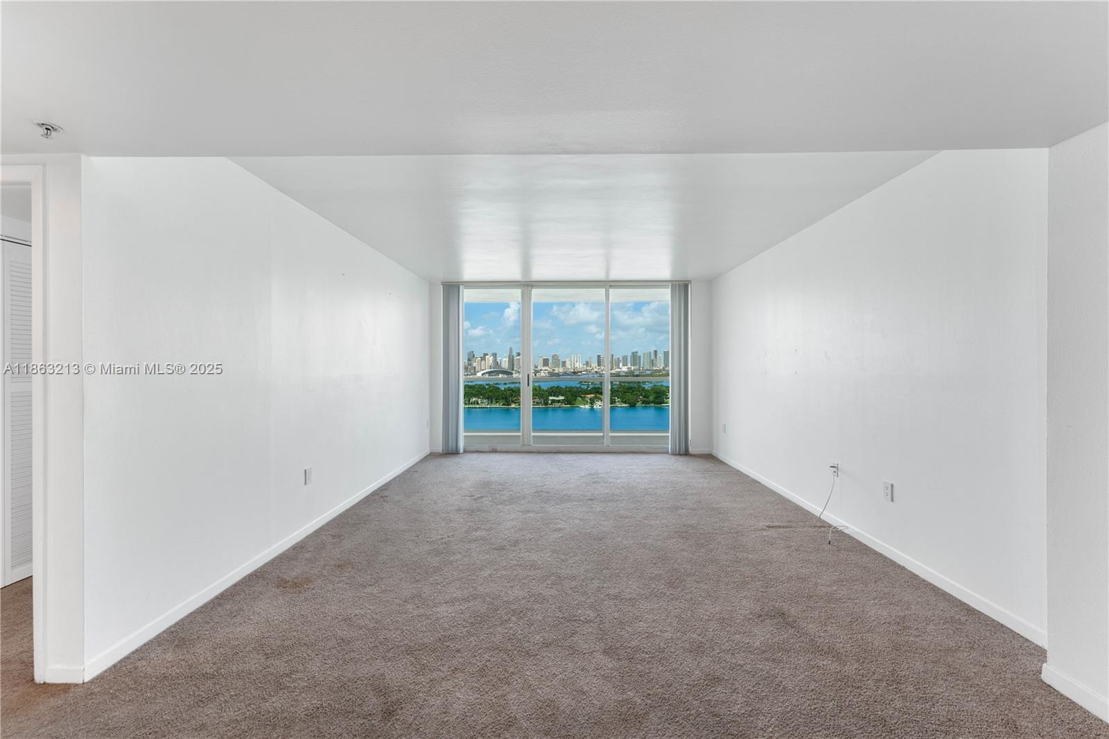 650 West Ave 2305