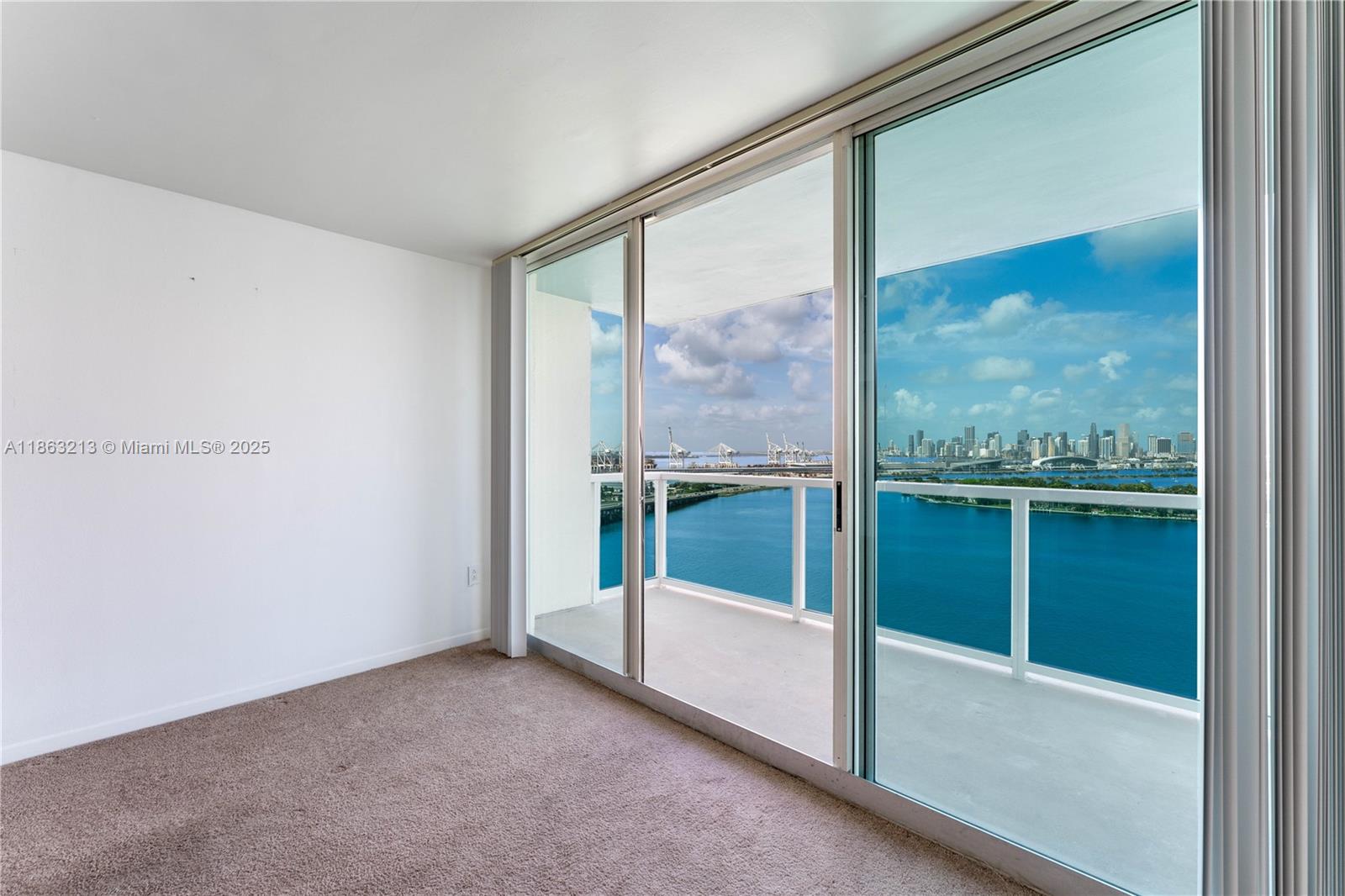 650 West Ave 2305