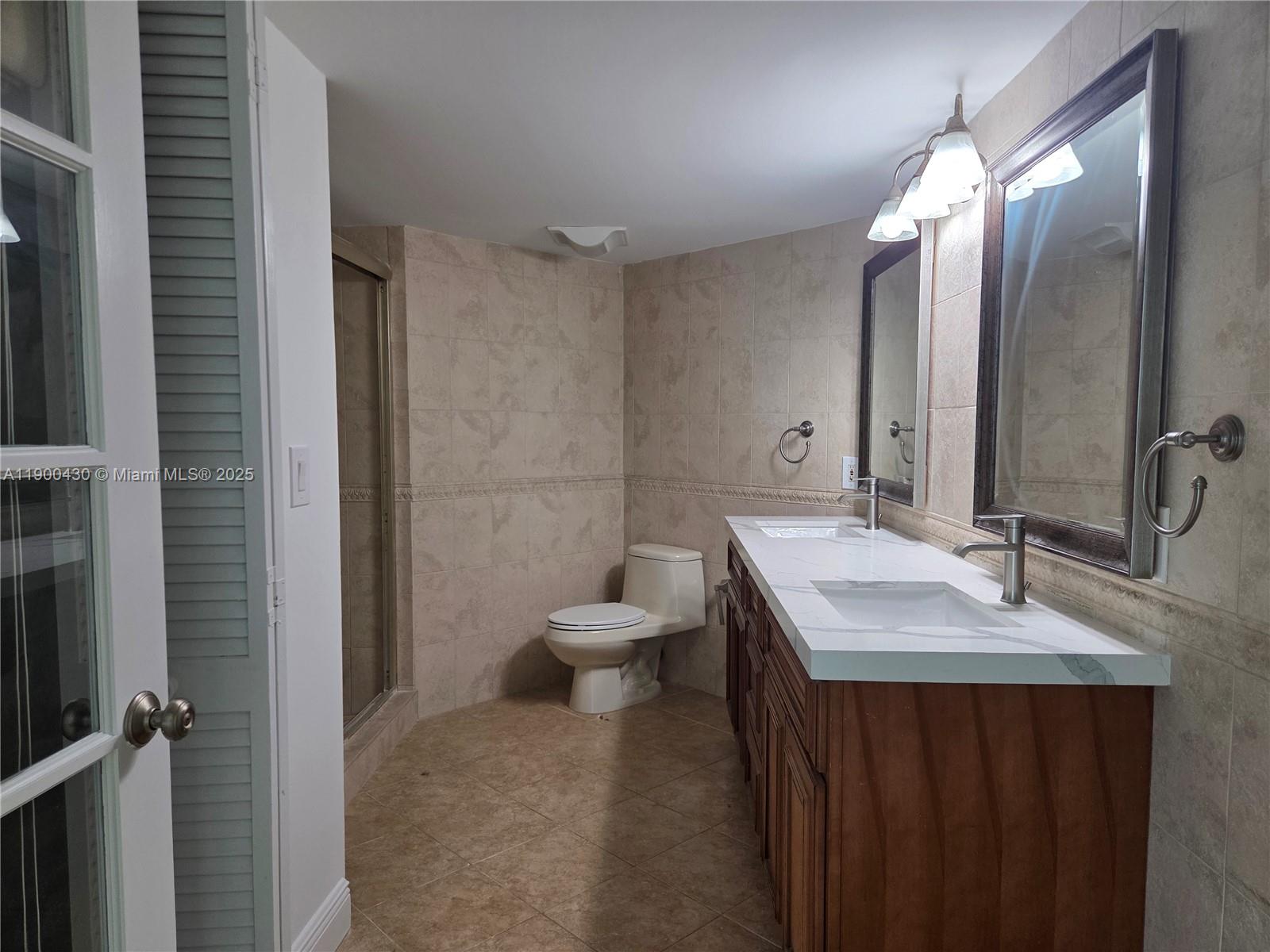 LA RIVE GAUCHE CONDO - Residential Lease