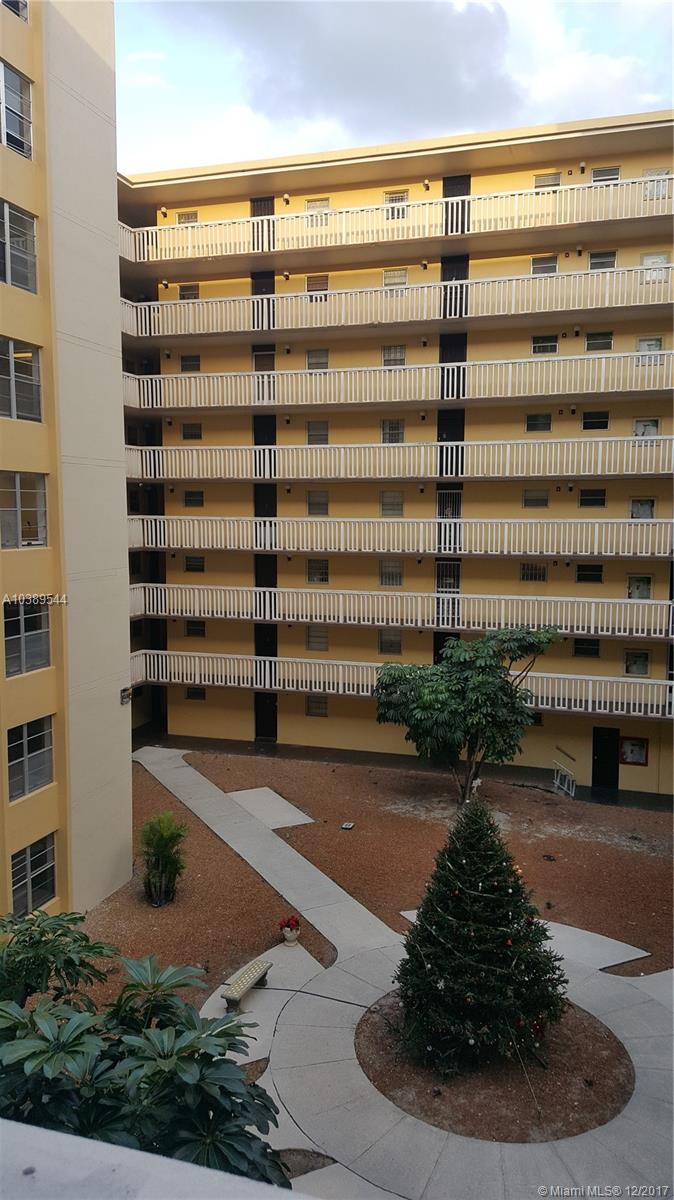 PARKWAY TOWERS BLDG 1 CON - Residential