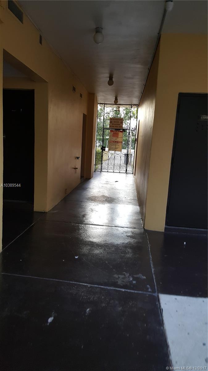 PARKWAY TOWERS BLDG 1 CON - Residential