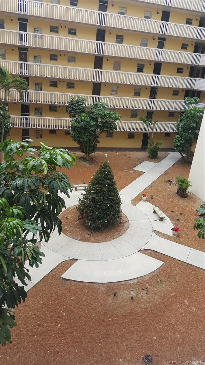 PARKWAY TOWERS BLDG 1 CON - Residential