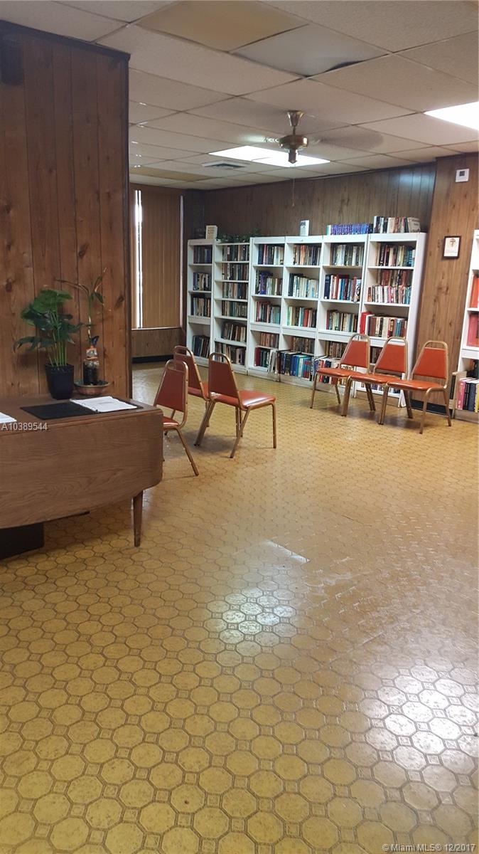 PARKWAY TOWERS BLDG 1 CON - Residential