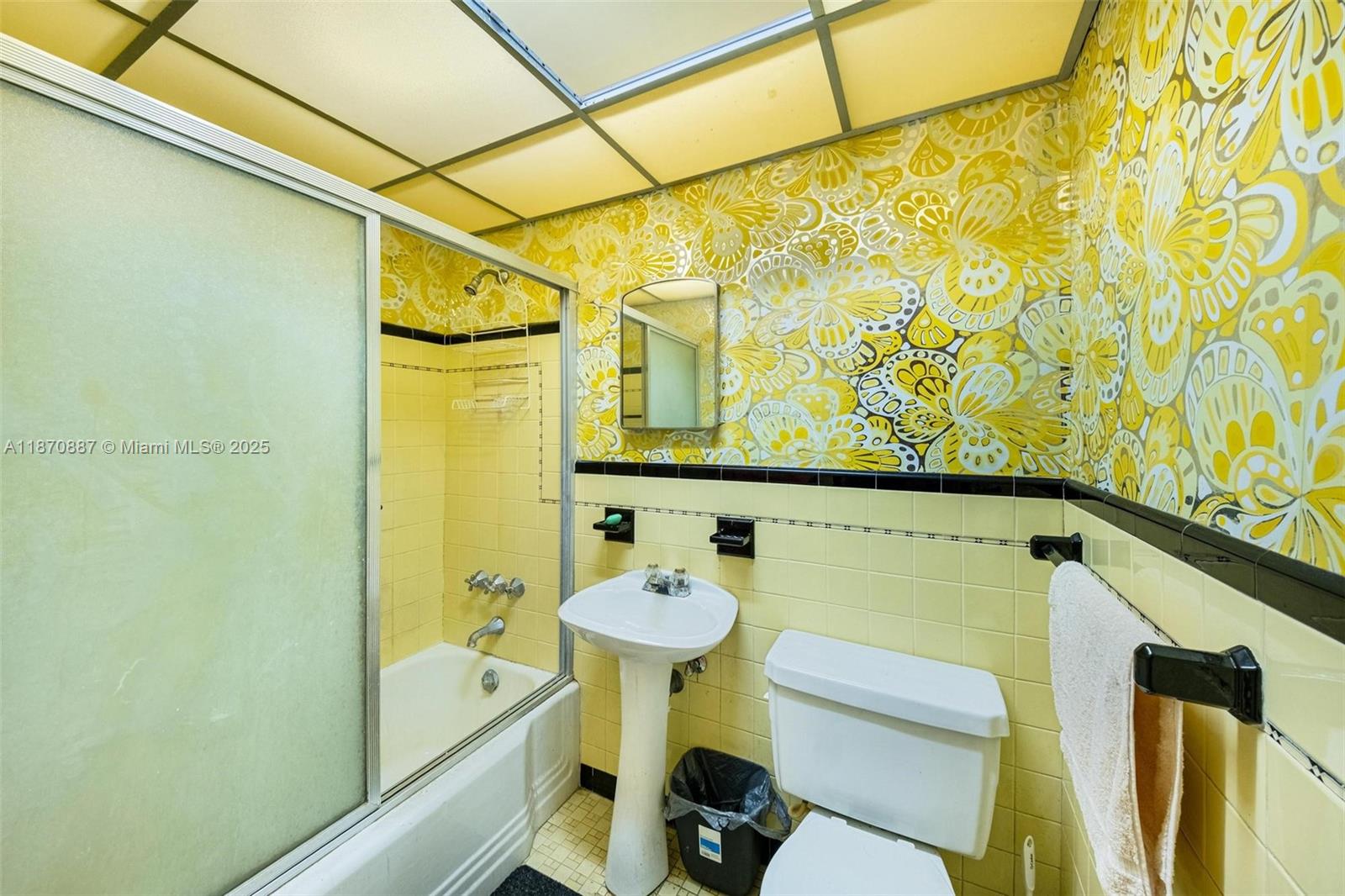 BISCAYNE GARDENS SEC G - Residential