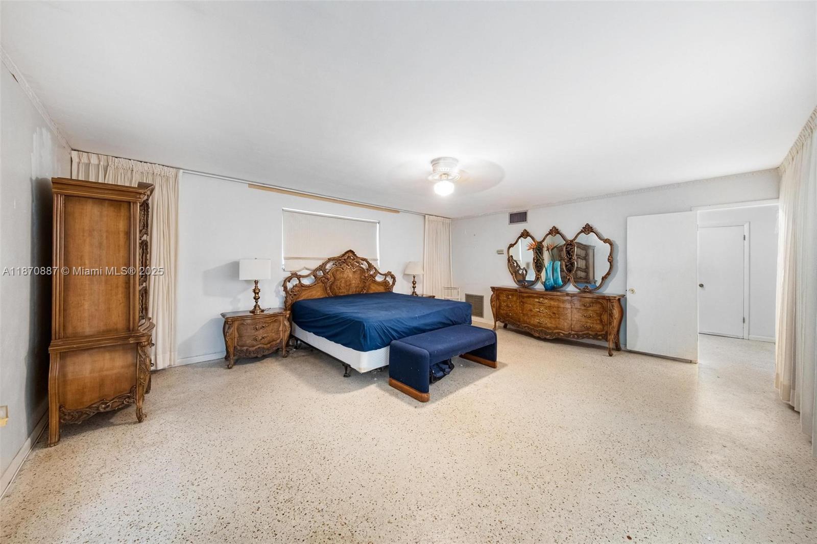 BISCAYNE GARDENS SEC G - Residential