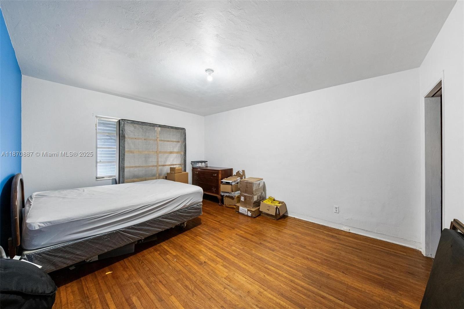 BISCAYNE GARDENS SEC G - Residential