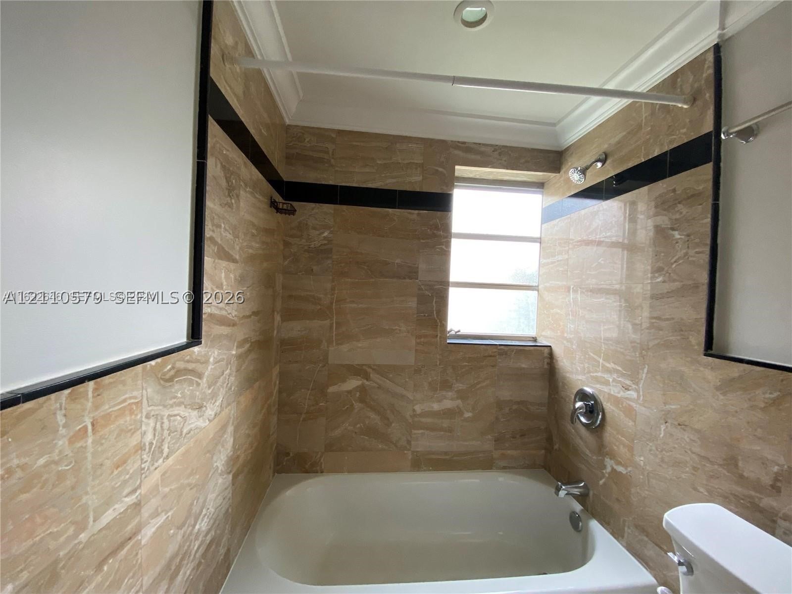 232 NE 12th Ave 301