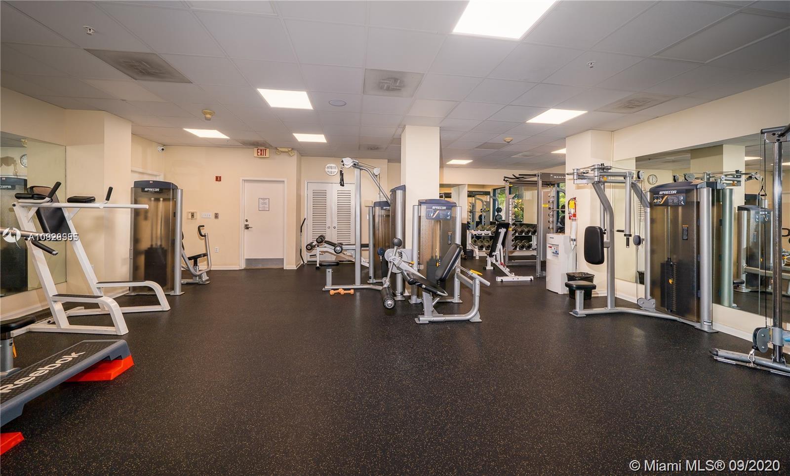 BRICKELL BAY CLUB CONDO - Residential