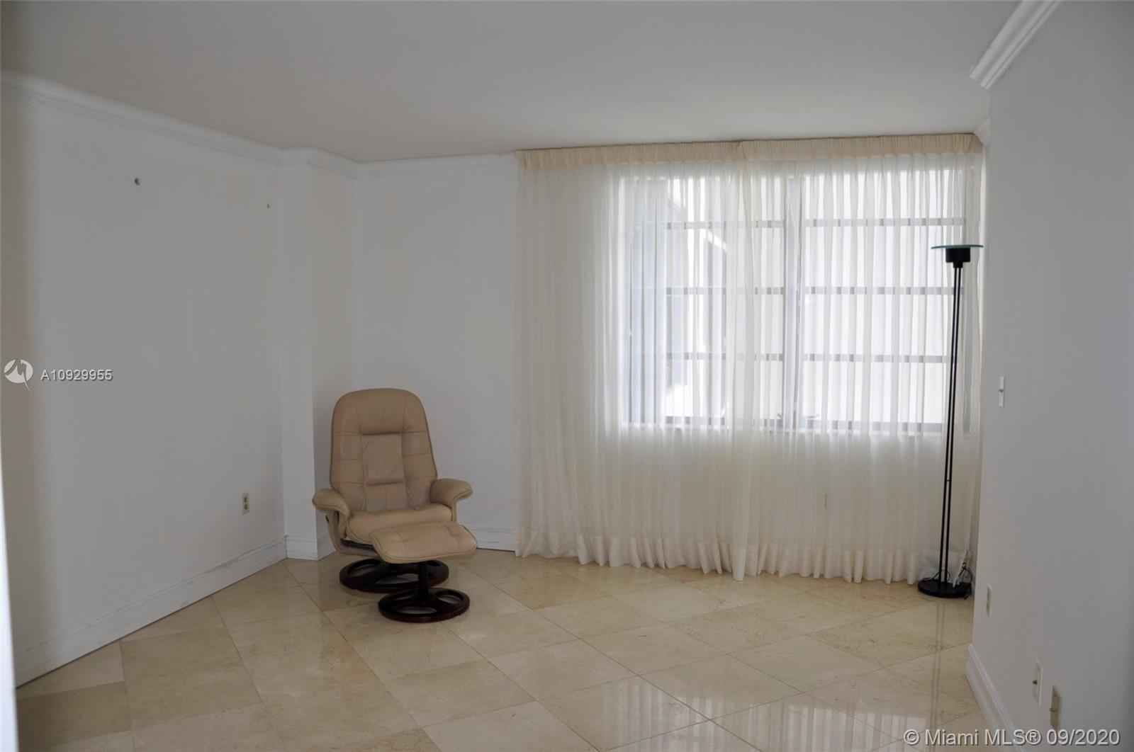 BRICKELL BAY CLUB CONDO - Residential