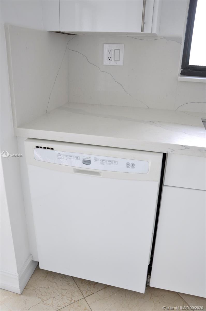 BRICKELL BAY CLUB CONDO - Residential