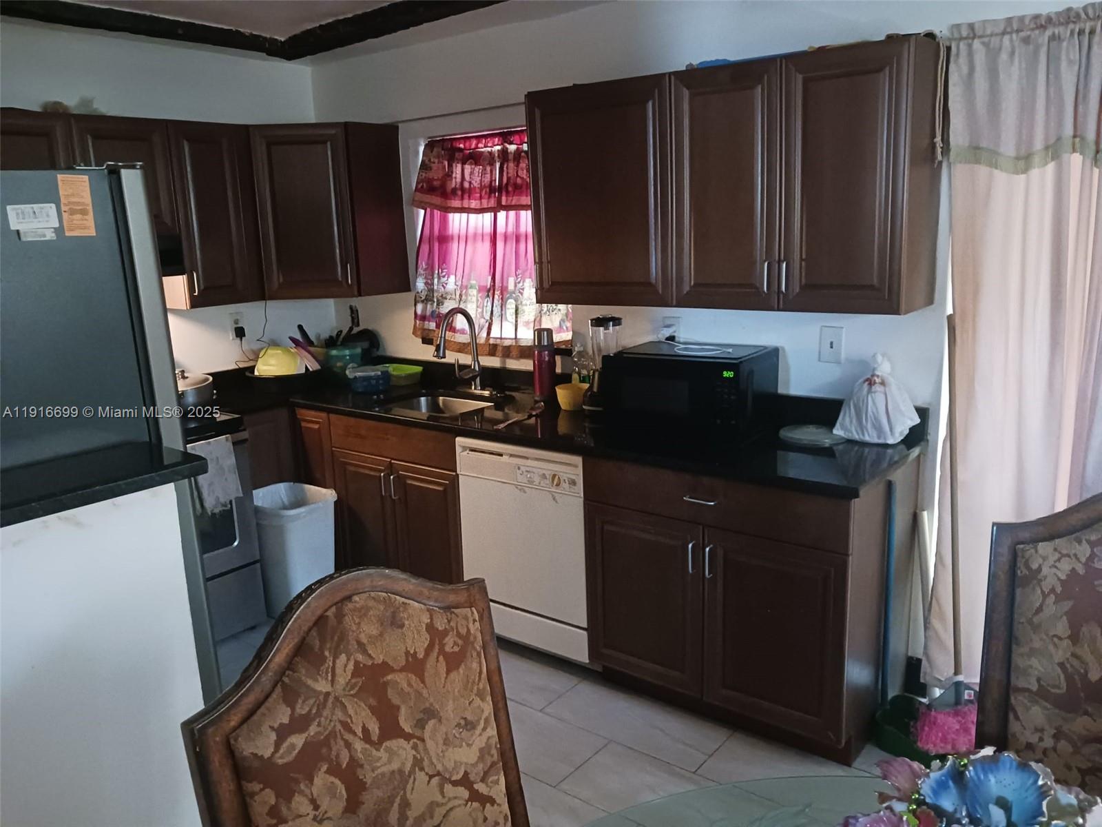 LAUDERDALE NORTH PARK SEC - Residential