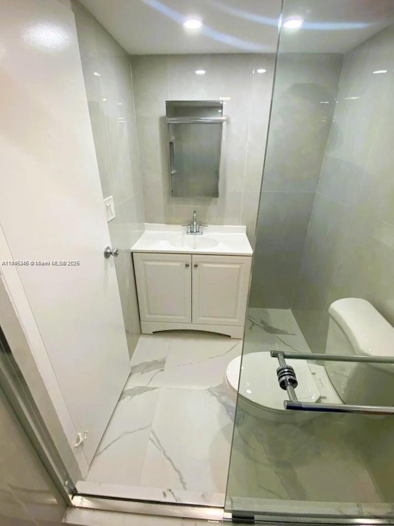 CYPRESS CHASE CONDO NO 7 - Residential Lease