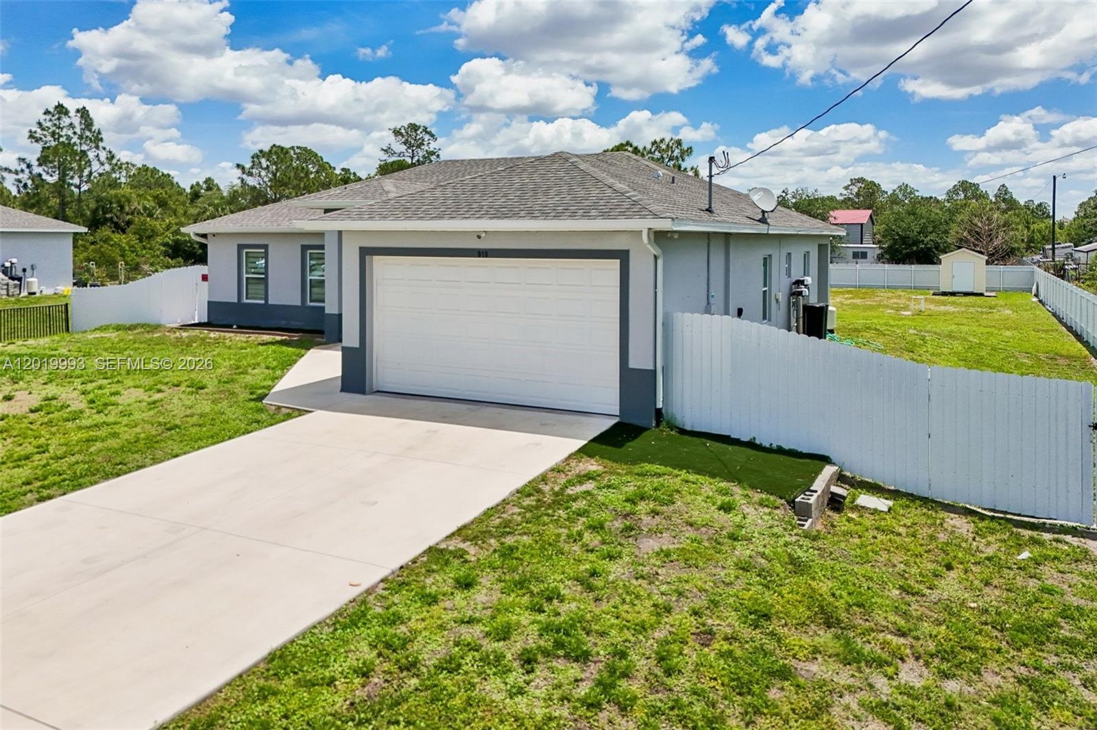Lee County unincorporated - Residential