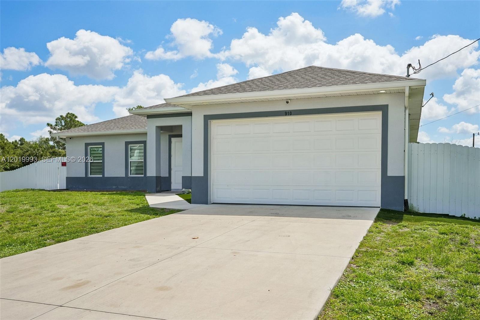 Lee County unincorporated - Residential