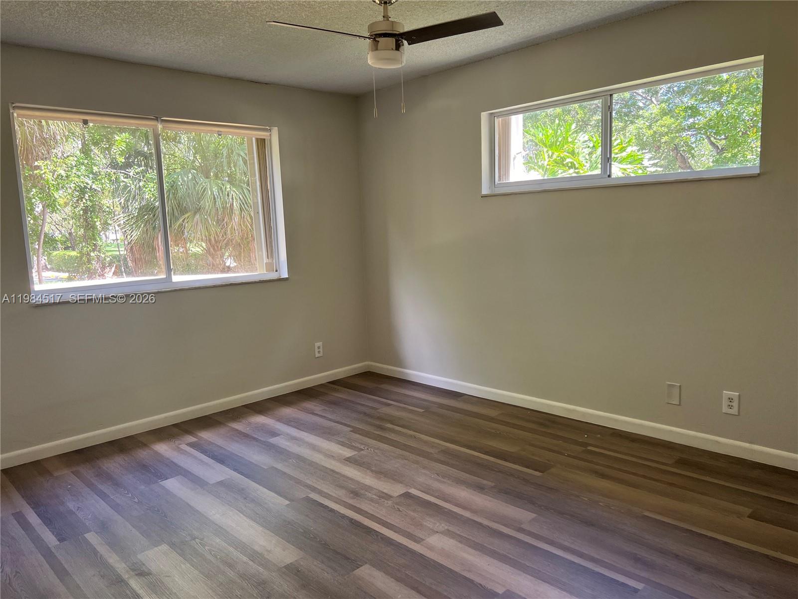 OAKLAND FOREST CLUB CONDO - Residential Lease