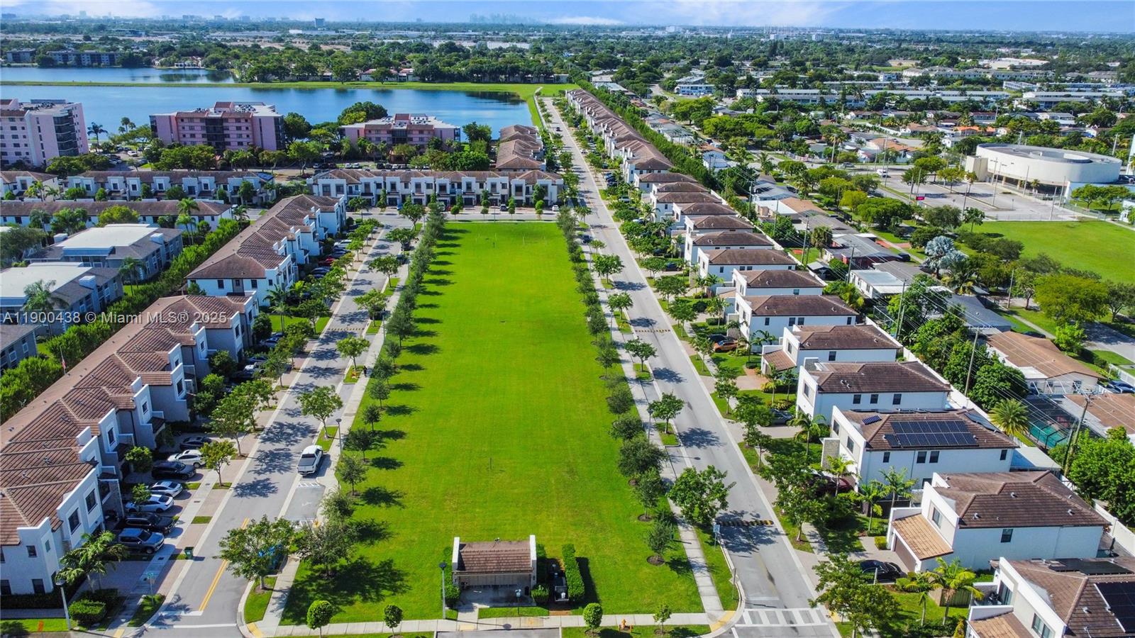 VIA VENTURA NEIGHBORHOOD - Residential