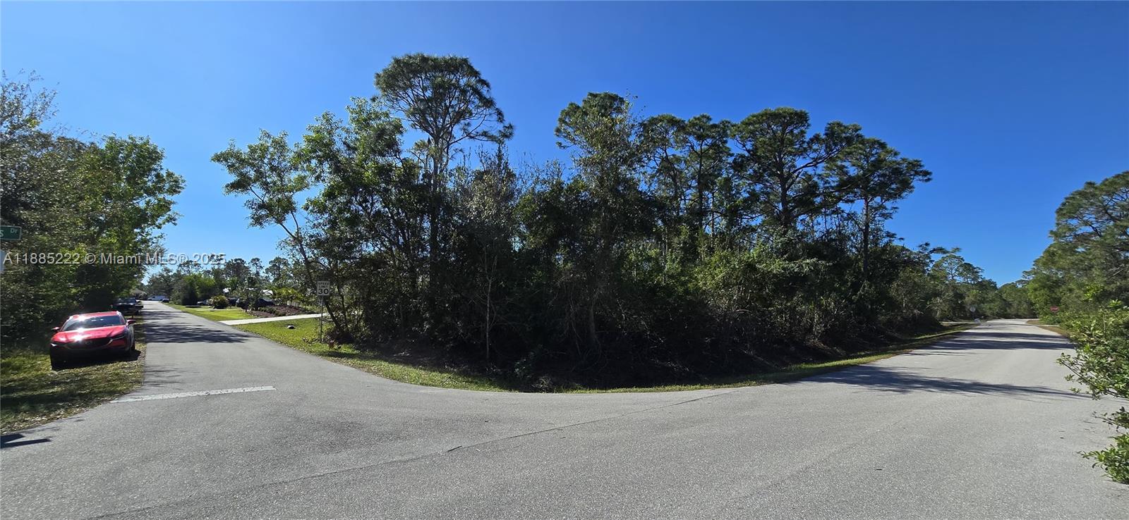 TROPICAL GULF ACRES - Land
