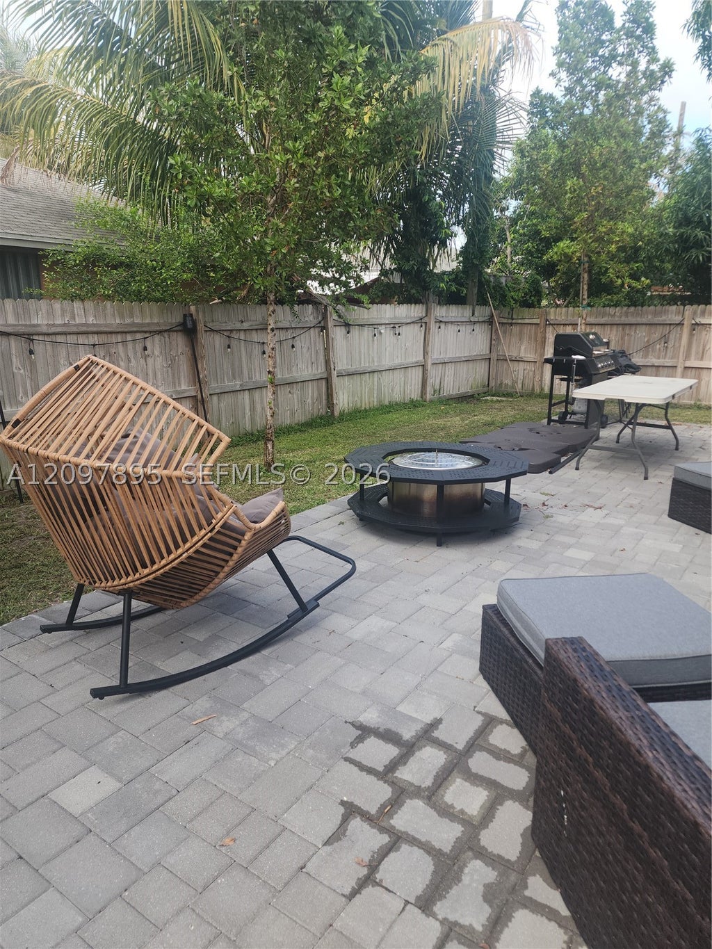Photo of 413 SW 10th St, Delray Beach, FL 33444 (MLS # A12097895)