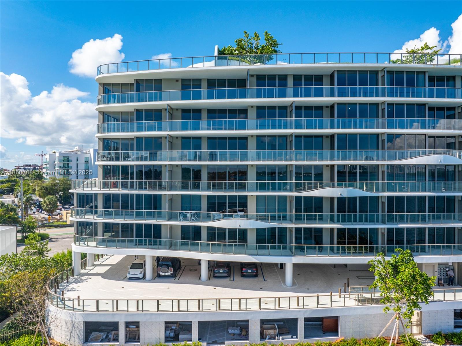 Onda Condominium - Residential