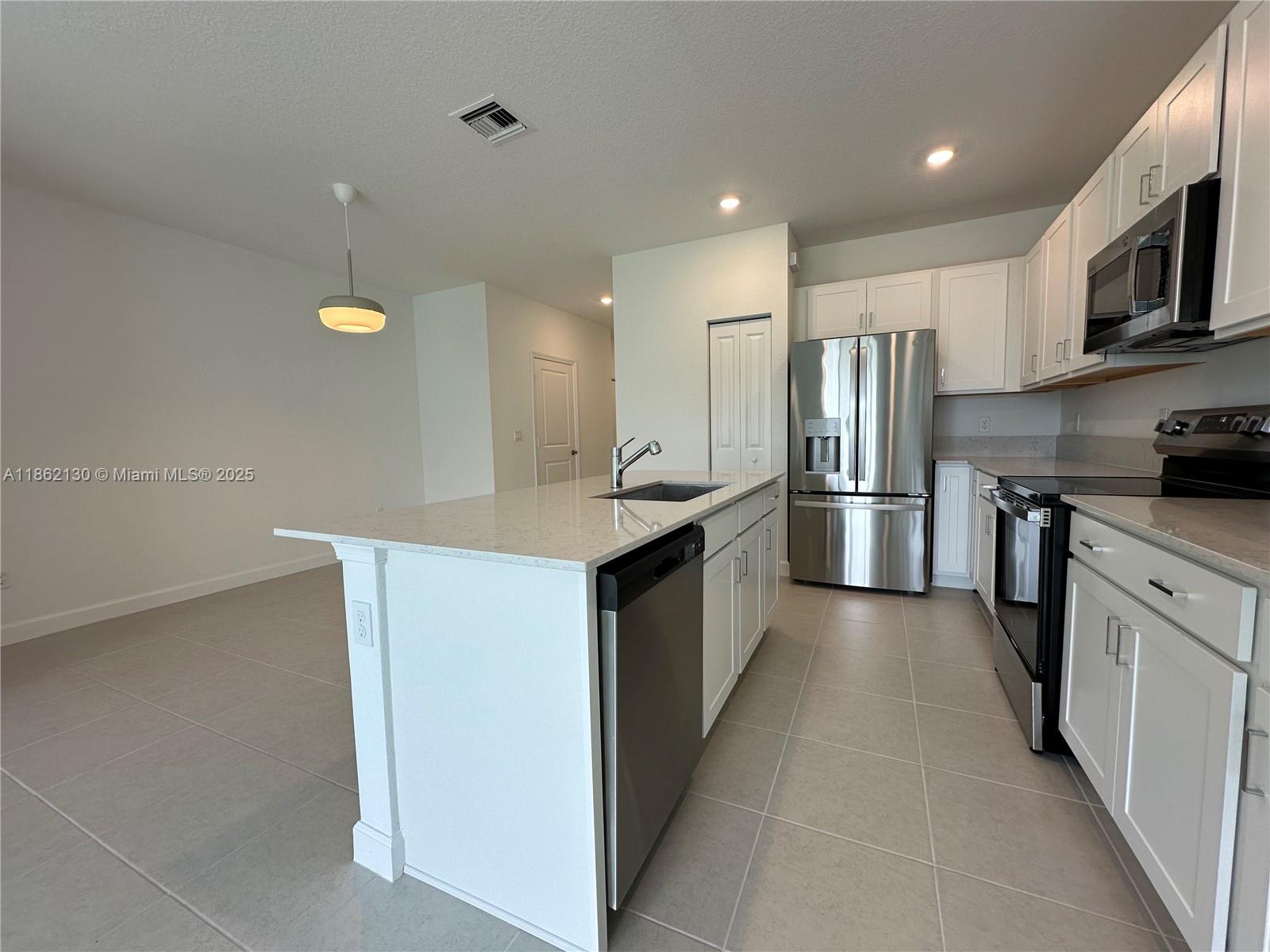 VERANDA PLAT NO. 9 - Residential Lease