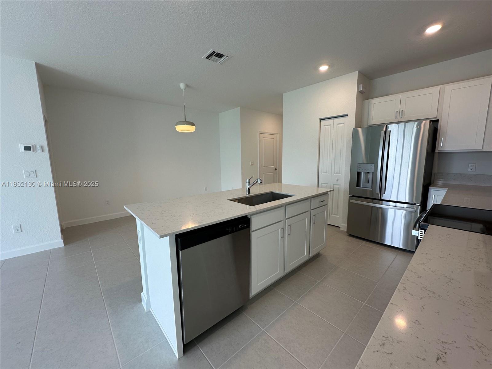 VERANDA PLAT NO. 9 - Residential Lease