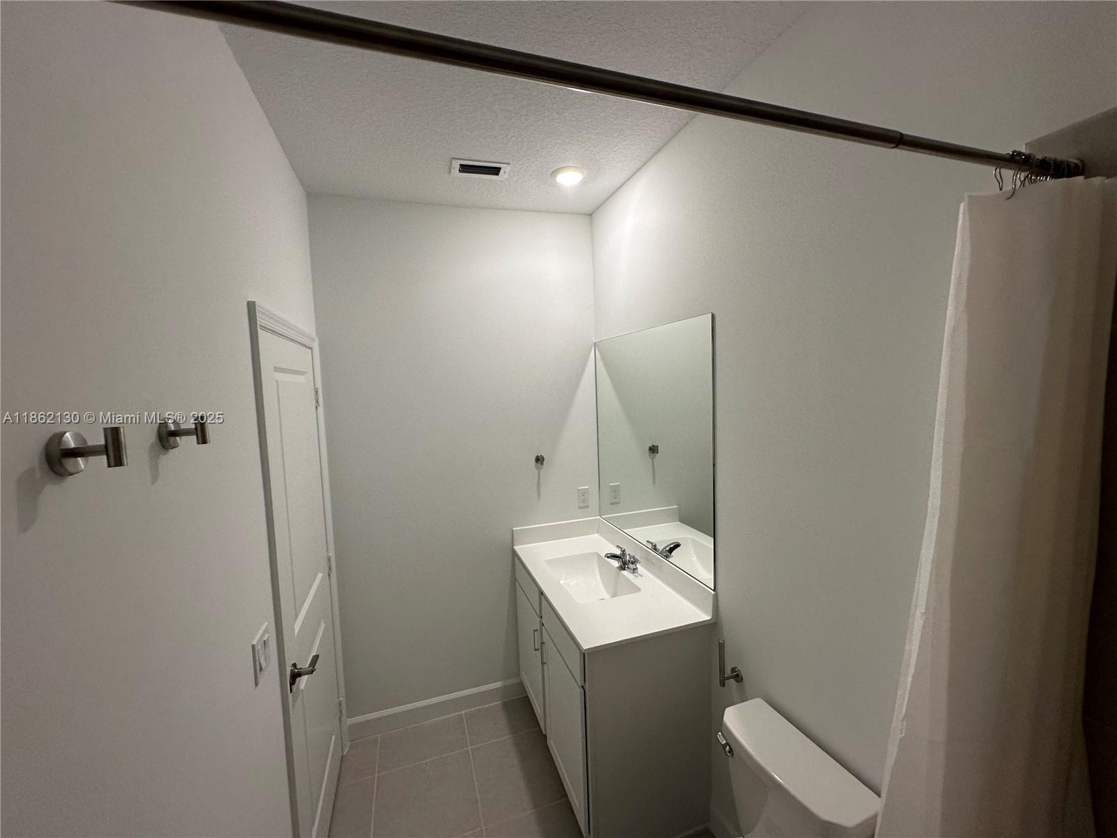 VERANDA PLAT NO. 9 - Residential Lease