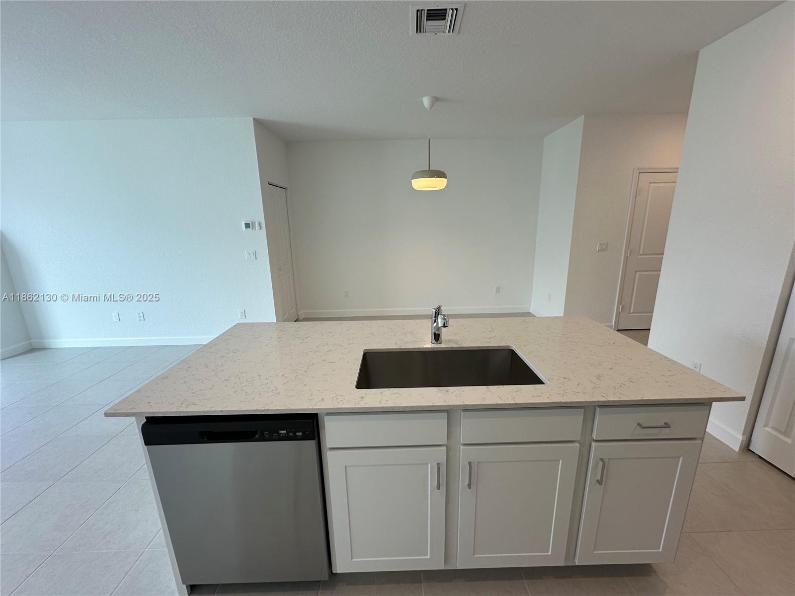 VERANDA PLAT NO. 9 - Residential Lease