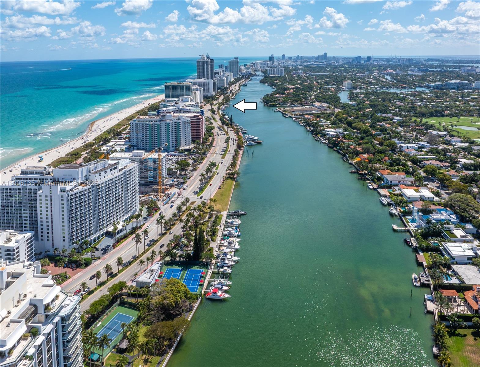 THE CARRIAGE CLUB NORTH C - Land