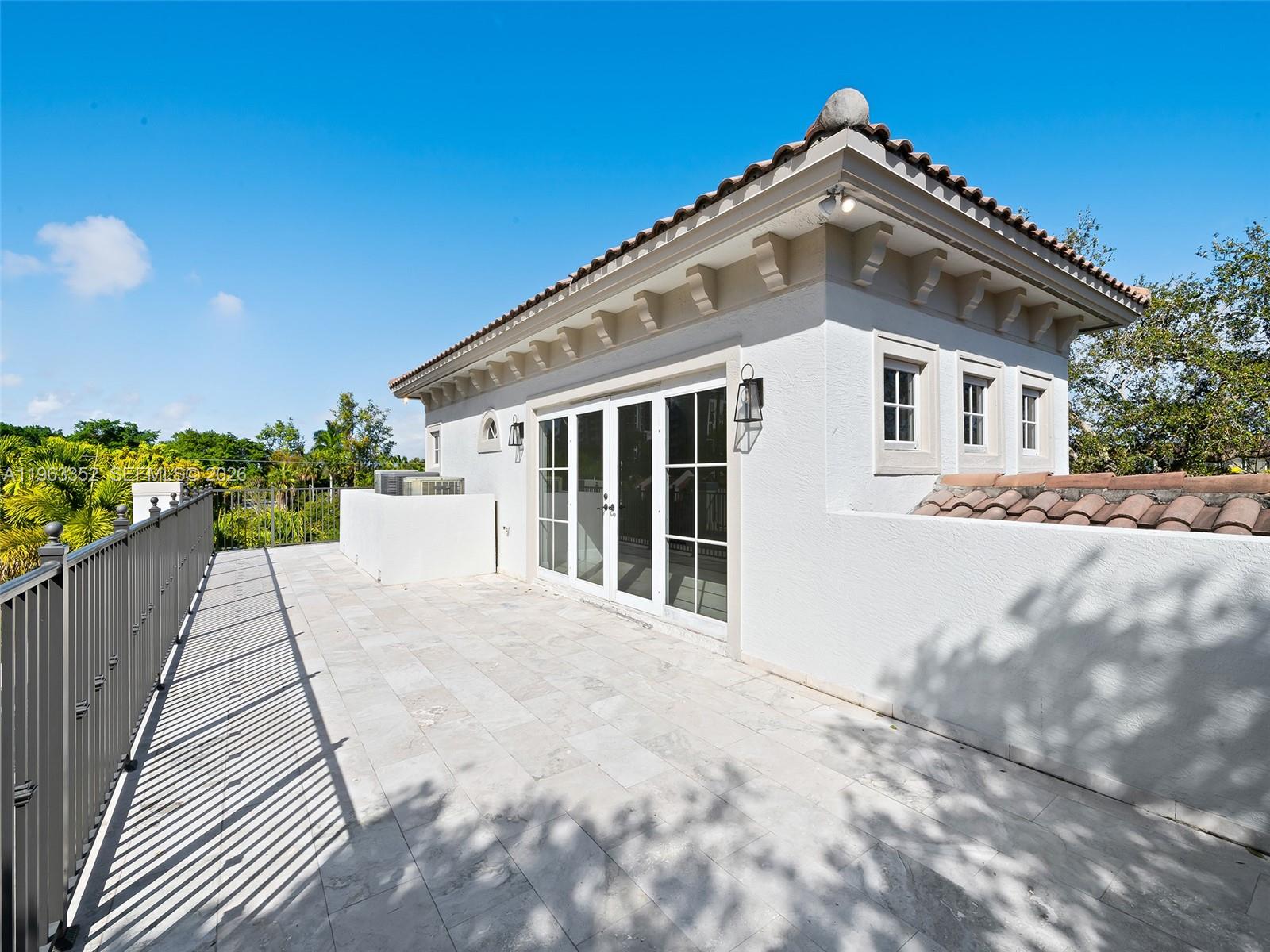 COLEE HAMMOCK - Residential